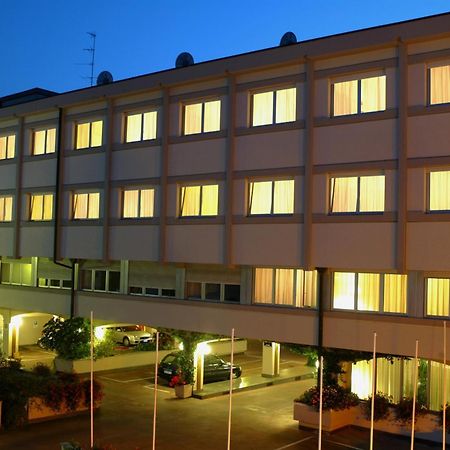 Augustus Hotel Μπιέλλα Εξωτερικό φωτογραφία