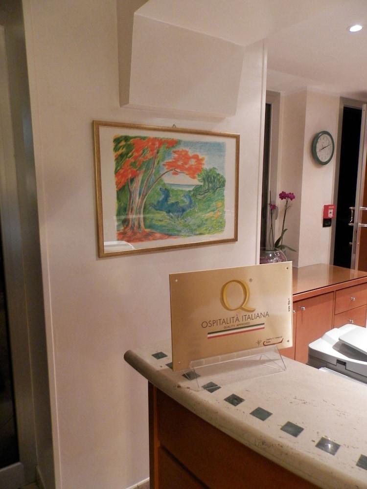 Augustus Hotel Μπιέλλα Εξωτερικό φωτογραφία
