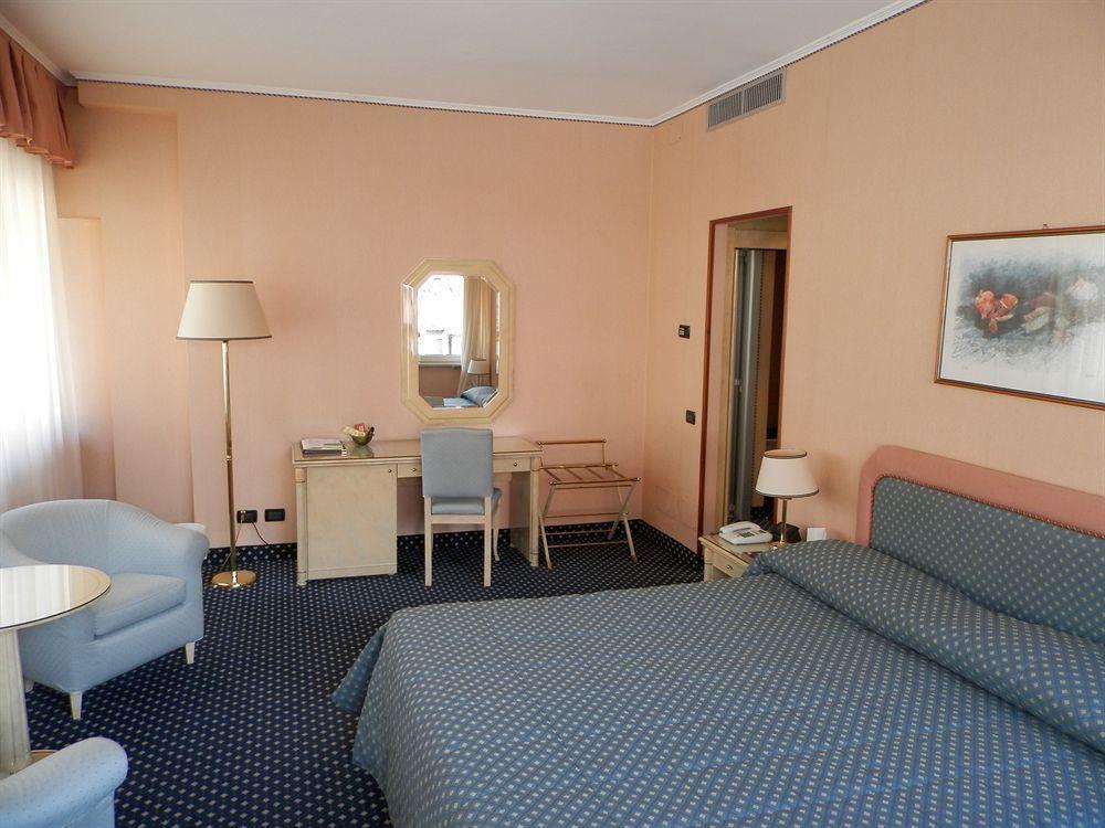 Augustus Hotel Μπιέλλα Εξωτερικό φωτογραφία