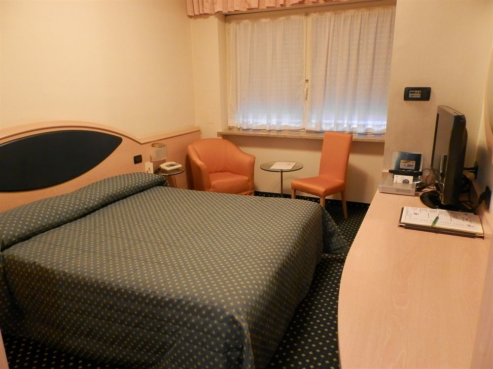 Augustus Hotel Μπιέλλα Εξωτερικό φωτογραφία