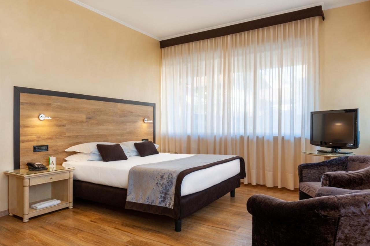 Augustus Hotel Μπιέλλα Εξωτερικό φωτογραφία