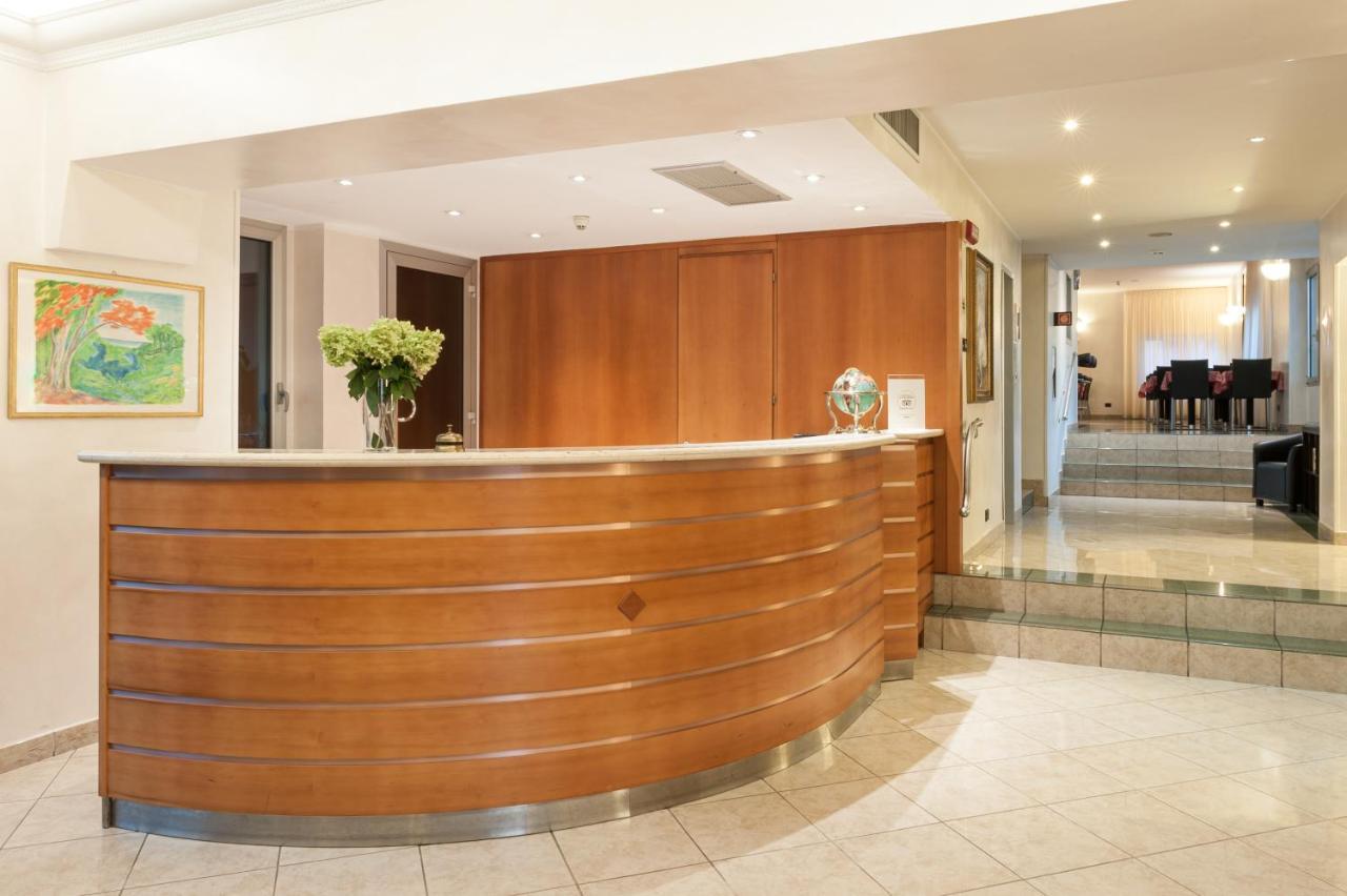 Augustus Hotel Μπιέλλα Εξωτερικό φωτογραφία
