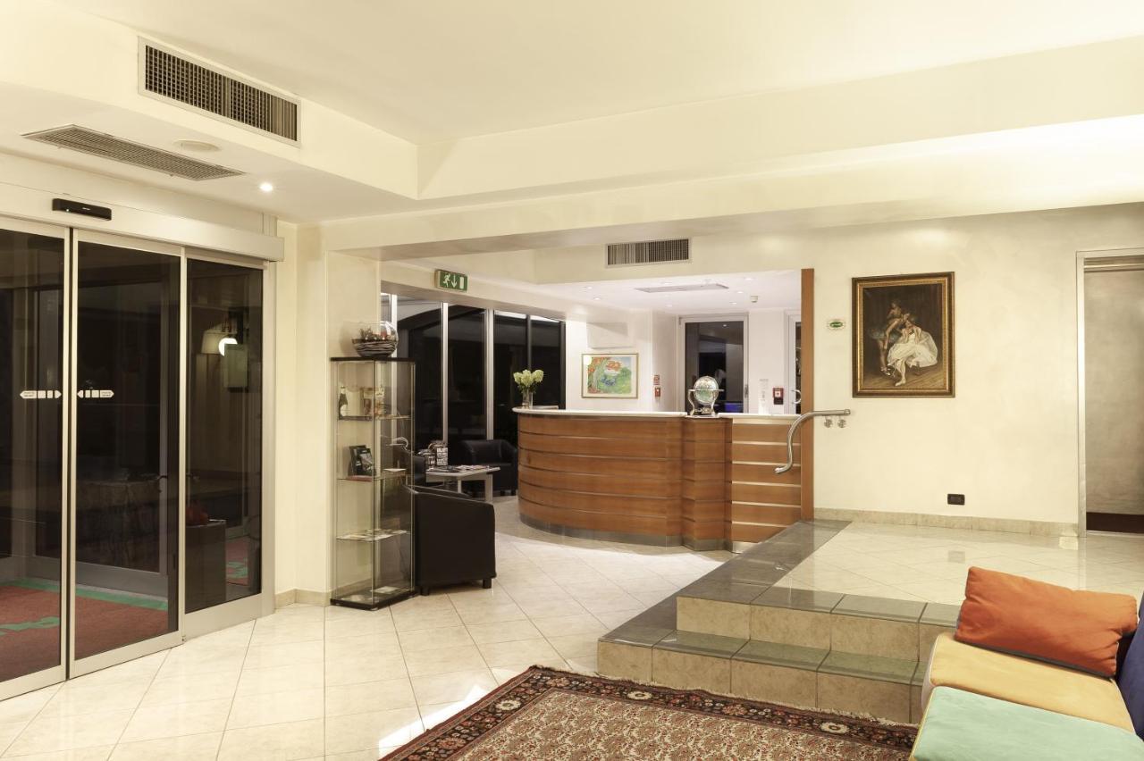 Augustus Hotel Μπιέλλα Εξωτερικό φωτογραφία